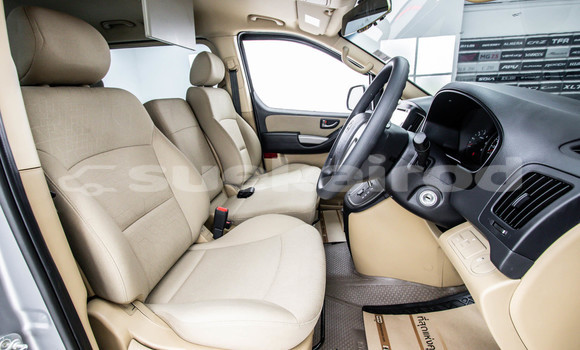 Buy Used Hyundai H1 Other Car in Bangkok in Bangkok Buy Used Hyundai H1 Other Car in Bangkok in Bangkok