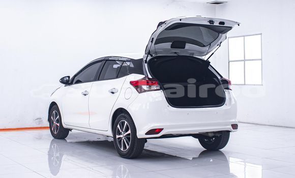 ซื้อ รถมือสอง Toyota Yaris ขาว รถยนต์ ใน %{เมือง} ใน กรุงเทพมหานคร ซื้อ รถมือสอง Toyota Yaris ขาว รถยนต์ ใน %{เมือง} ใน กรุงเทพมหานคร