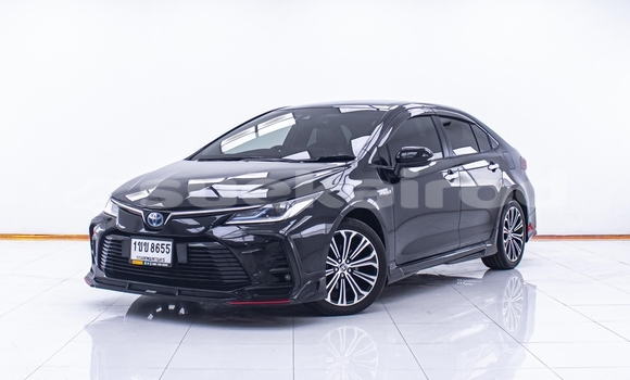 ซื้อ รถมือสอง Toyota Corolla Altis สีดำ รถยนต์ ใน %{เมือง} ใน นนทบุรี