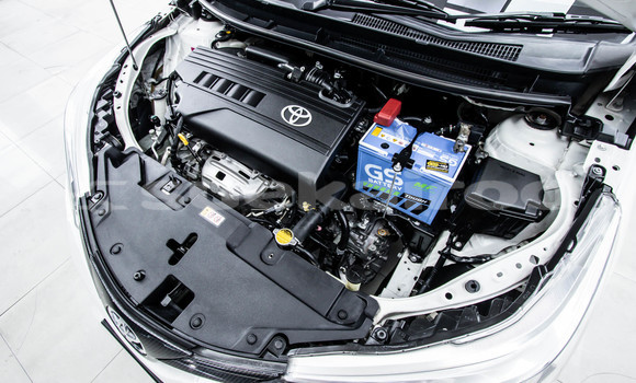 Buy Used Toyota Yaris White Car in Bangkok in Bangkok Buy Used Toyota Yaris White Car in Bangkok in Bangkok