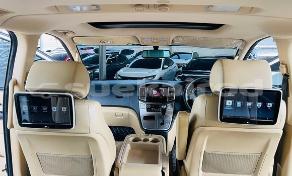 ซื้อ รถมือสอง Hyundai H1 ขาว รถยนต์ ใน %{เมือง} ใน นนทบุรี ซื้อ รถมือสอง Hyundai H1 ขาว รถยนต์ ใน %{เมือง} ใน นนทบุรี