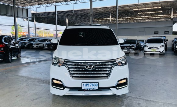 ซื้อ รถมือสอง Hyundai H1 ขาว รถยนต์ ใน %{เมือง} ใน นนทบุรี ซื้อ รถมือสอง Hyundai H1 ขาว รถยนต์ ใน %{เมือง} ใน นนทบุรี