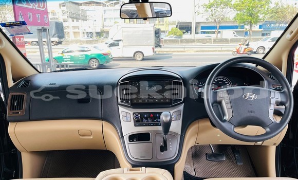 Buy Used Hyundai H1 Black Car in Nonthaburi in Nonthaburi Buy Used Hyundai H1 Black Car in Nonthaburi in Nonthaburi