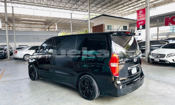 Buy Used Hyundai H1 Black Car in Nonthaburi in Nonthaburi Buy Used Hyundai H1 Black Car in Nonthaburi in Nonthaburi