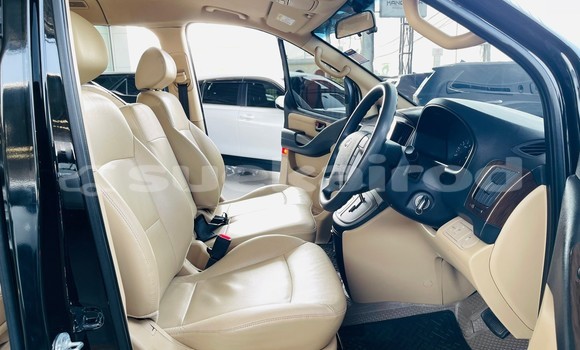 Buy Used Hyundai H1 Black Car in Nonthaburi in Nonthaburi Buy Used Hyundai H1 Black Car in Nonthaburi in Nonthaburi