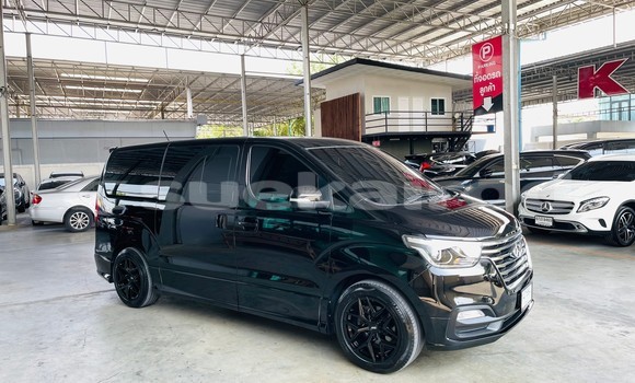 Buy Used Hyundai H1 Black Car in Nonthaburi in Nonthaburi Buy Used Hyundai H1 Black Car in Nonthaburi in Nonthaburi