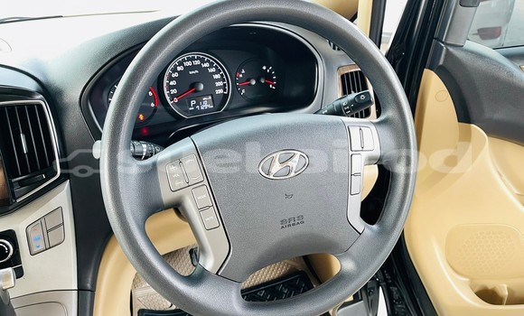 Buy Used Hyundai H1 Black Car in Nonthaburi in Nonthaburi Buy Used Hyundai H1 Black Car in Nonthaburi in Nonthaburi