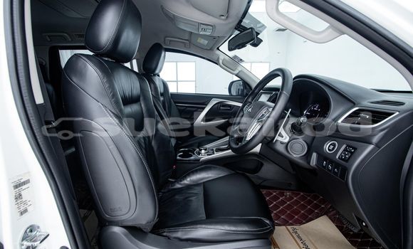 Buy Used Mitsubishi Pajero White Car in Bangkok in Bangkok Buy Used Mitsubishi Pajero White Car in Bangkok in Bangkok