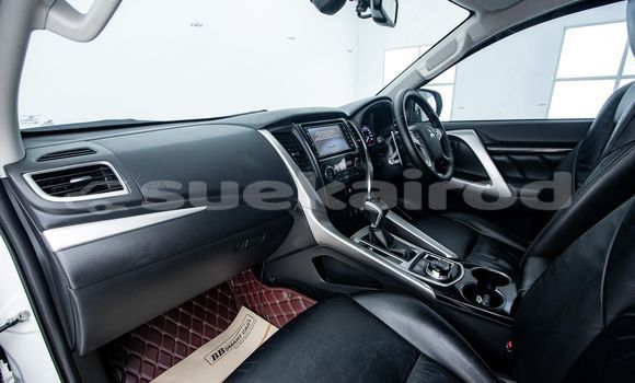 Buy Used Mitsubishi Pajero White Car in Bangkok in Bangkok Buy Used Mitsubishi Pajero White Car in Bangkok in Bangkok