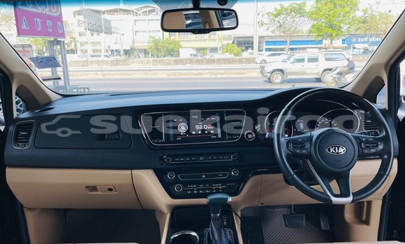 ซื้อ รถมือสอง Kia Carnival สีดำ รถยนต์ ใน %{เมือง} ใน นนทบุรี ซื้อ รถมือสอง Kia Carnival สีดำ รถยนต์ ใน %{เมือง} ใน นนทบุรี