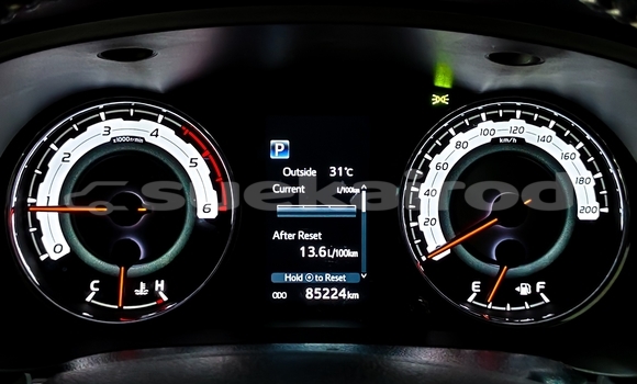 Buy Used Toyota Hiluxe Revo White Car in Nonthaburi in Nonthaburi Buy Used Toyota Hiluxe Revo White Car in Nonthaburi in Nonthaburi