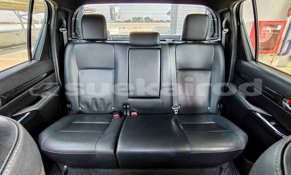 Buy Used Toyota Hiluxe Revo White Car in Nonthaburi in Nonthaburi Buy Used Toyota Hiluxe Revo White Car in Nonthaburi in Nonthaburi