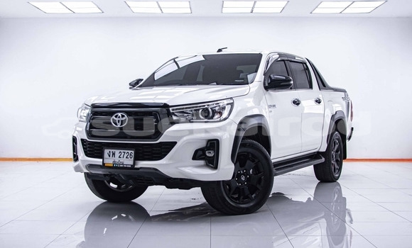 ซื้อ รถมือสอง Toyota Hiluxe Revo ขาว รถยนต์ ใน %{เมือง} ใน นนทบุรี ซื้อ รถมือสอง Toyota Hiluxe Revo ขาว รถยนต์ ใน %{เมือง} ใน นนทบุรี