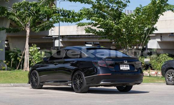 Buy Used Honda Accord Black Car in Nonthaburi in Nonthaburi Buy Used Honda Accord Black Car in Nonthaburi in Nonthaburi