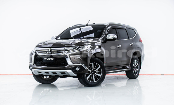 Buy Used Mitsubishi Pajero Sport Brown Car in Bangkok in Bangkok Buy Used Mitsubishi Pajero Sport Brown Car in Bangkok in Bangkok