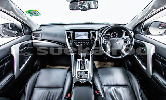 Buy Used Mitsubishi Pajero Sport Brown Car in Bangkok in Bangkok Buy Used Mitsubishi Pajero Sport Brown Car in Bangkok in Bangkok