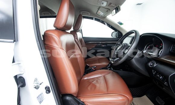 Buy Used Suzuki Ertiga White Car in Bangkok in Bangkok Buy Used Suzuki Ertiga White Car in Bangkok in Bangkok