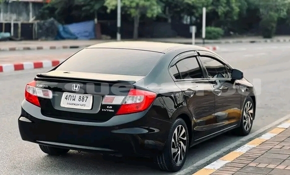 ซื้อ รถมือสอง Honda Civic สีดำ รถยนต์ ใน %{เมือง} ใน ชัยนาท