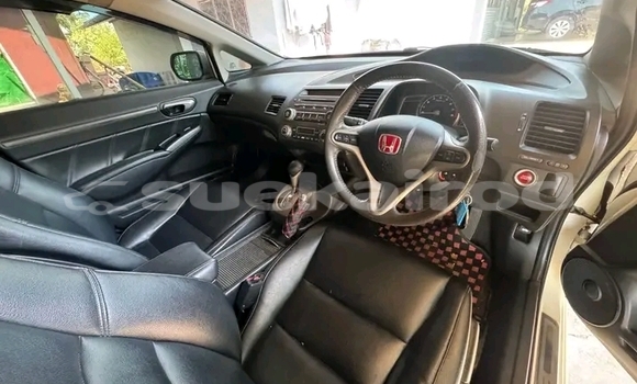 ซื้อ รถมือสอง Honda Civic ขาว รถยนต์ ใน %{เมือง} ใน ชัยนาท