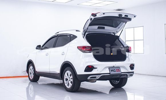 ซื้อ รถมือสอง MG ZS ขาว รถยนต์ ใน %{เมือง} ใน กรุงเทพมหานคร ซื้อ รถมือสอง MG ZS ขาว รถยนต์ ใน %{เมือง} ใน กรุงเทพมหานคร