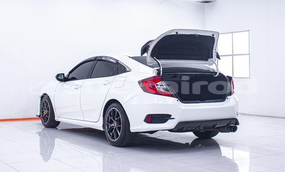 Buy Used Honda Civic White Car in Bangkok in Bangkok Buy Used Honda Civic White Car in Bangkok in Bangkok