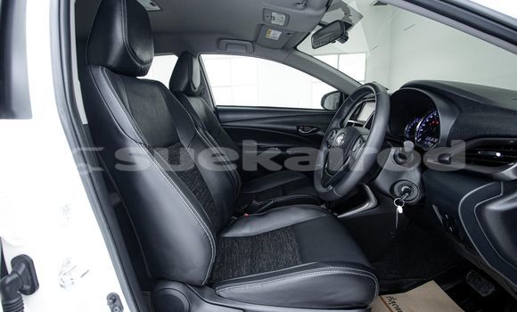 Buy Used Toyota Yaris Ativ White Car in Bangkok in Bangkok Buy Used Toyota Yaris Ativ White Car in Bangkok in Bangkok