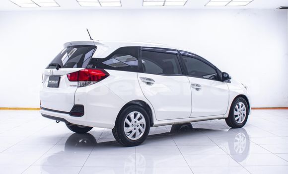 Buy Used Honda Mobilio White Car in Bangkok in Bangkok Buy Used Honda Mobilio White Car in Bangkok in Bangkok