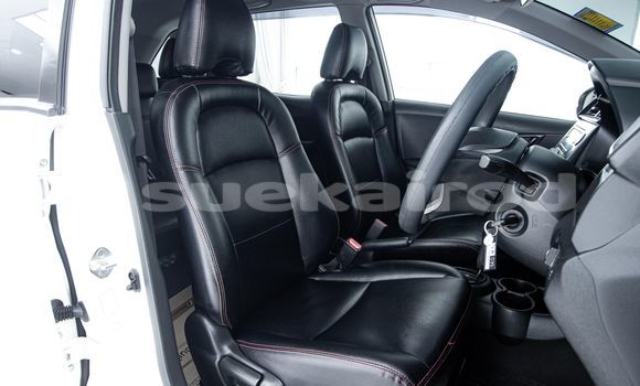 Buy Used Honda Mobilio White Car in Bangkok in Bangkok Buy Used Honda Mobilio White Car in Bangkok in Bangkok