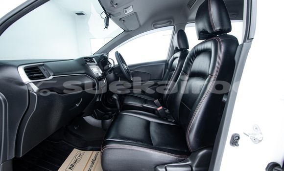 Buy Used Honda Mobilio White Car in Bangkok in Bangkok Buy Used Honda Mobilio White Car in Bangkok in Bangkok