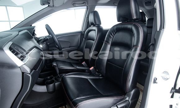 Buy Used Honda Mobilio White Car in Bangkok in Bangkok Buy Used Honda Mobilio White Car in Bangkok in Bangkok