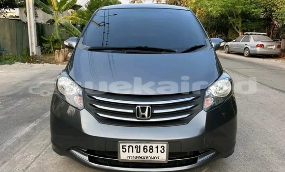 ซื้อ รถมือสอง Honda Fit สีดำ รถยนต์ ใน %{เมือง} ใน อ่างทอง