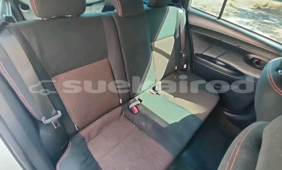 Buy Used Toyota Yaris White Car in Chai Nat in Chai Nat