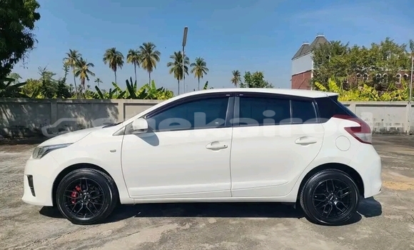 ซื้อ รถมือสอง Toyota Yaris ขาว รถยนต์ ใน %{เมือง} ใน ชัยนาท ซื้อ รถมือสอง Toyota Yaris ขาว รถยนต์ ใน %{เมือง} ใน ชัยนาท