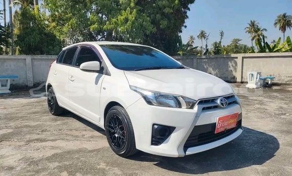 ซื้อ รถมือสอง Toyota Yaris ขาว รถยนต์ ใน %{เมือง} ใน ชัยนาท ซื้อ รถมือสอง Toyota Yaris ขาว รถยนต์ ใน %{เมือง} ใน ชัยนาท