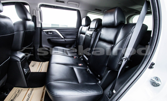 Buy Used Mitsubishi Pajero Sport White Car in Bangkok in Bangkok Buy Used Mitsubishi Pajero Sport White Car in Bangkok in Bangkok