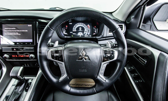 Buy Used Mitsubishi Pajero Sport White Car in Bangkok in Bangkok Buy Used Mitsubishi Pajero Sport White Car in Bangkok in Bangkok