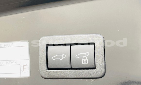 ซื้อ รถมือสอง Toyota Corolla Cross สีดำ รถยนต์ ใน %{เมือง} ใน นนทบุรี ซื้อ รถมือสอง Toyota Corolla Cross สีดำ รถยนต์ ใน %{เมือง} ใน นนทบุรี