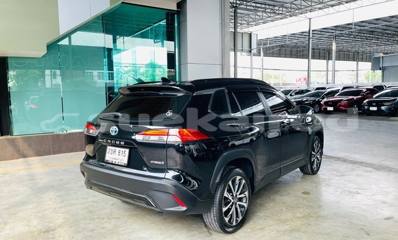 ซื้อ รถมือสอง Toyota Corolla Cross สีดำ รถยนต์ ใน %{เมือง} ใน นนทบุรี ซื้อ รถมือสอง Toyota Corolla Cross สีดำ รถยนต์ ใน %{เมือง} ใน นนทบุรี