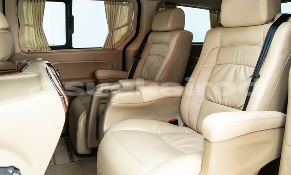 ซื้อ รถมือสอง Hyundai Grand Starex สีดำ รถยนต์ ใน %{เมือง} ใน นนทบุรี ซื้อ รถมือสอง Hyundai Grand Starex สีดำ รถยนต์ ใน %{เมือง} ใน นนทบุรี