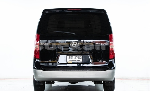 ซื้อ รถมือสอง Hyundai Grand Starex สีดำ รถยนต์ ใน %{เมือง} ใน นนทบุรี ซื้อ รถมือสอง Hyundai Grand Starex สีดำ รถยนต์ ใน %{เมือง} ใน นนทบุรี