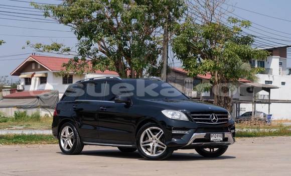 ซื้อ รถมือสอง Mercedes‒Benz ML–Class สีดำ รถยนต์ ใน %{เมือง} ใน นนทบุรี ซื้อ รถมือสอง Mercedes‒Benz ML–Class สีดำ รถยนต์ ใน %{เมือง} ใน นนทบุรี