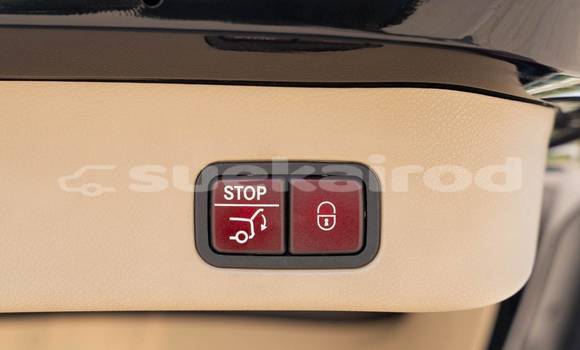 ซื้อ รถมือสอง Mercedes‒Benz ML–Class สีดำ รถยนต์ ใน %{เมือง} ใน นนทบุรี ซื้อ รถมือสอง Mercedes‒Benz ML–Class สีดำ รถยนต์ ใน %{เมือง} ใน นนทบุรี