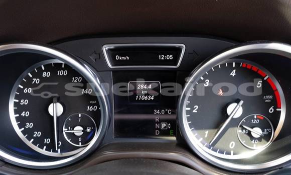 ซื้อ รถมือสอง Mercedes‒Benz ML–Class สีดำ รถยนต์ ใน %{เมือง} ใน นนทบุรี ซื้อ รถมือสอง Mercedes‒Benz ML–Class สีดำ รถยนต์ ใน %{เมือง} ใน นนทบุรี