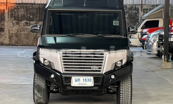 Buy Used Toyota Touring HiAce Black Car in Nonthaburi in Nonthaburi Buy Used Toyota Touring HiAce Black Car in Nonthaburi in Nonthaburi