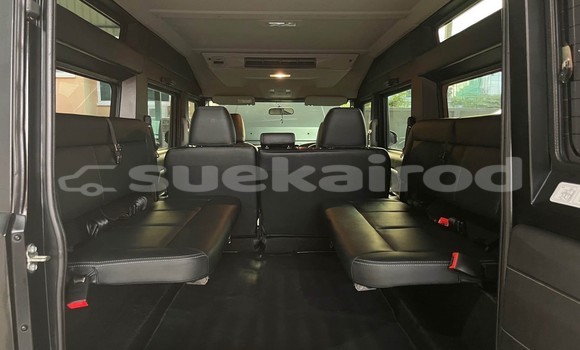 Buy Used Toyota Touring HiAce Black Car in Nonthaburi in Nonthaburi Buy Used Toyota Touring HiAce Black Car in Nonthaburi in Nonthaburi