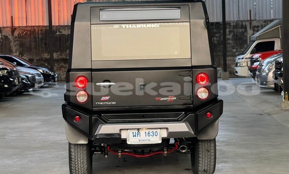 Buy Used Toyota Touring HiAce Black Car in Nonthaburi in Nonthaburi Buy Used Toyota Touring HiAce Black Car in Nonthaburi in Nonthaburi