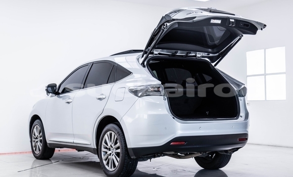 Buy Used Toyota Harrier Other Car in Nonthaburi in Nonthaburi Buy Used Toyota Harrier Other Car in Nonthaburi in Nonthaburi