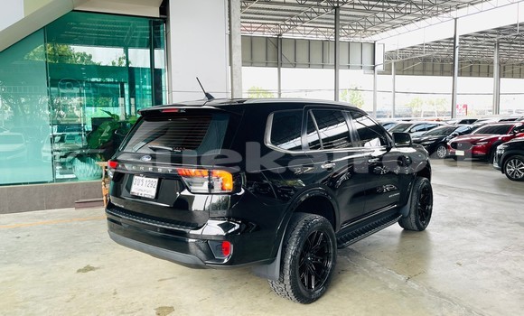 Buy Used Ford Everest Black Car in Nonthaburi in Nonthaburi Buy Used Ford Everest Black Car in Nonthaburi in Nonthaburi