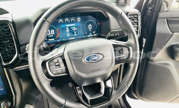 Buy Used Ford Everest Black Car in Nonthaburi in Nonthaburi Buy Used Ford Everest Black Car in Nonthaburi in Nonthaburi