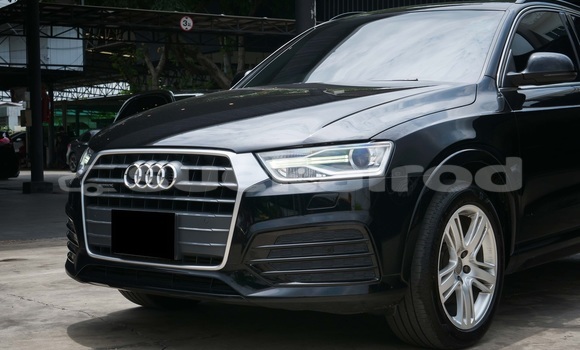 ซื้อ รถมือสอง Audi Q3 สีดำ รถยนต์ ใน %{เมือง} ใน นนทบุรี ซื้อ รถมือสอง Audi Q3 สีดำ รถยนต์ ใน %{เมือง} ใน นนทบุรี
